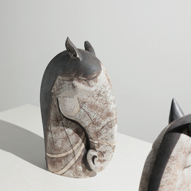 Mare & Foal | Hand-Drawn Horse Head Sculpture – Artistic Decorative Ornament